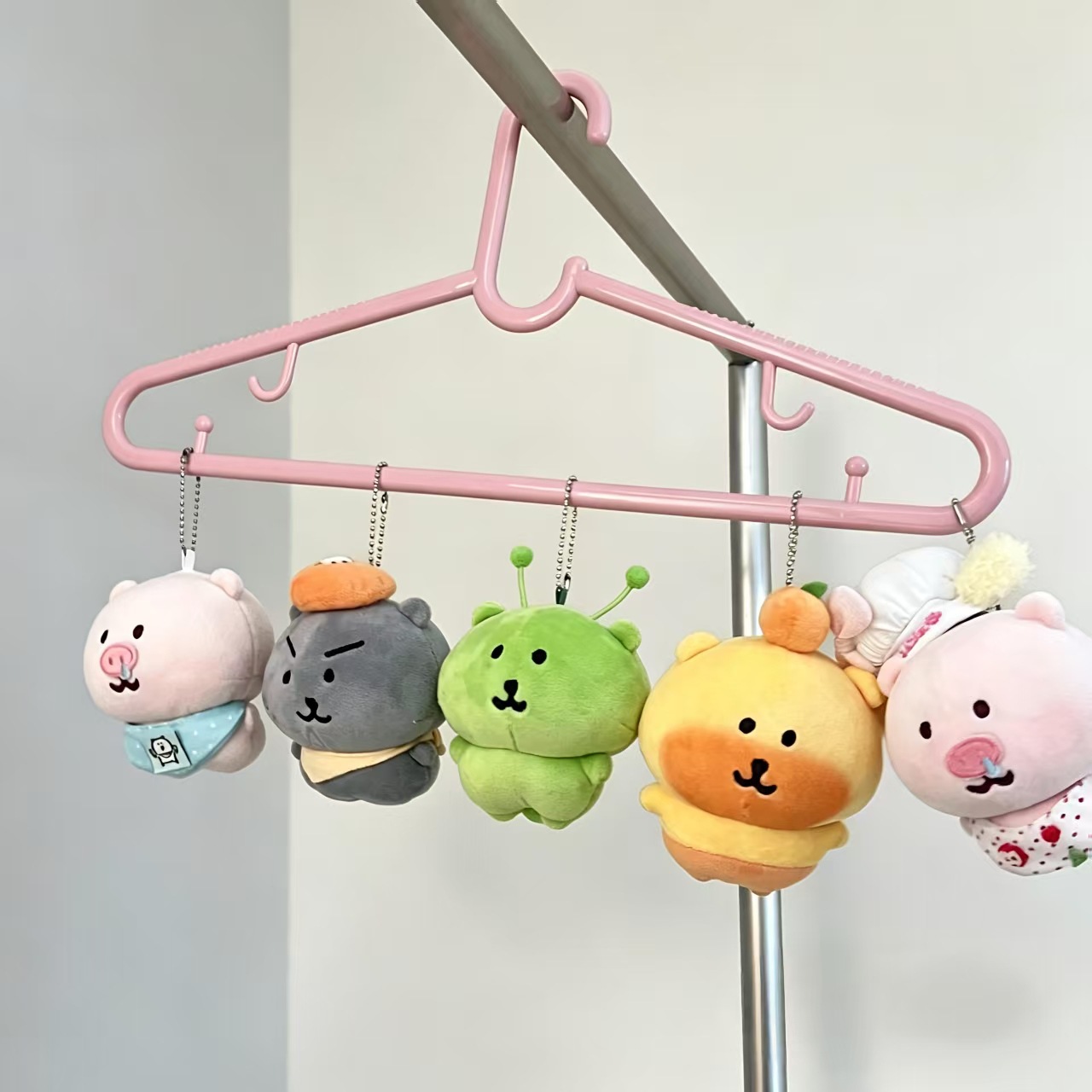 Prank Toys - Joke Bear Chubby Animal Plüsch-Schlüsselanhänger, flauschiger